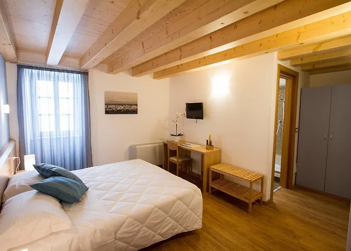 Готель All'arco *