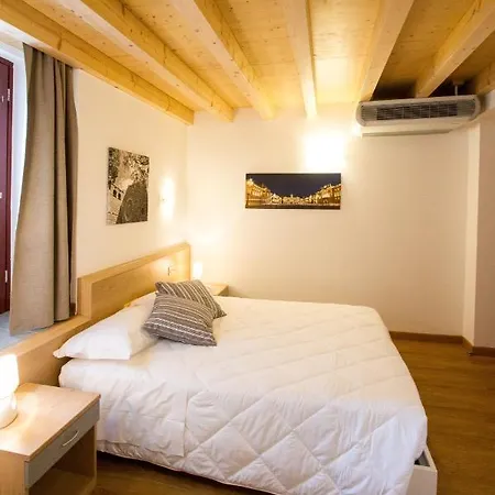 Otel All'arco
