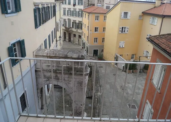 All'arco Hotel Trieste